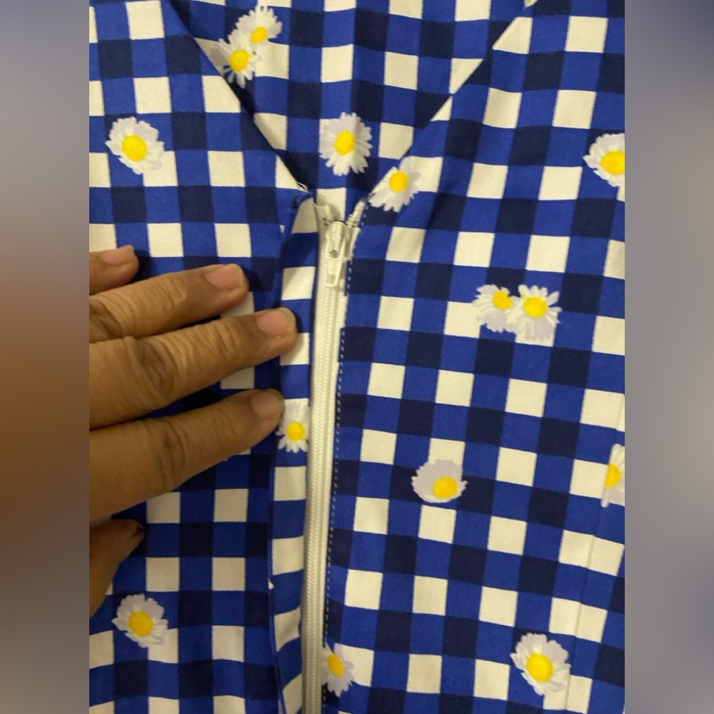 T34a- COLLECTIF LONDON Blue-White GINGHAM Plaid DAISIES Midi DEMIRA Sheath Dress - Picture 3 of 10